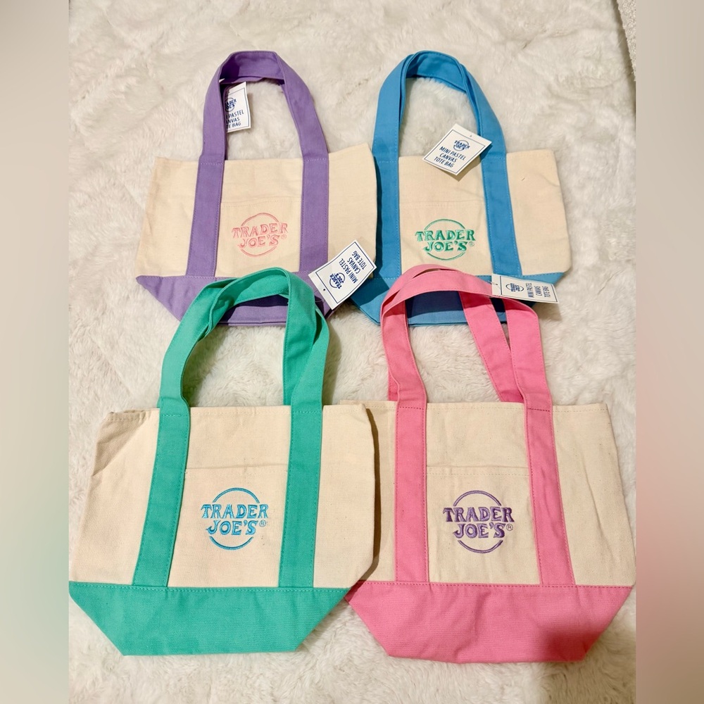 TRADER JOE’s Pastel Canvas Tote Bag Bundle